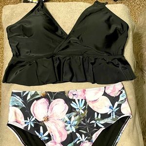 SHIEN Curve Plus Size Floral Ruffle Hem Bikini
